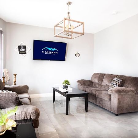 Quiet 4Br Near Niagara Falls & Casino Buitenkant foto