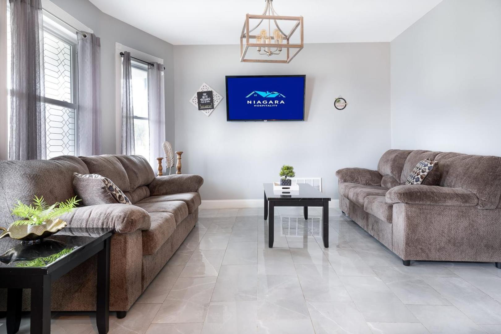 Quiet 4Br Near Niagara Falls & Casino Buitenkant foto